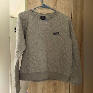 Patagonia pull over